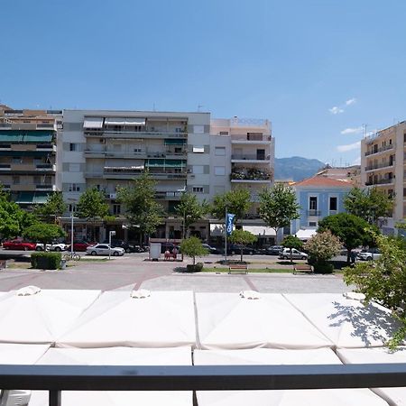 Leo Centrale Каламата Экстерьер фото